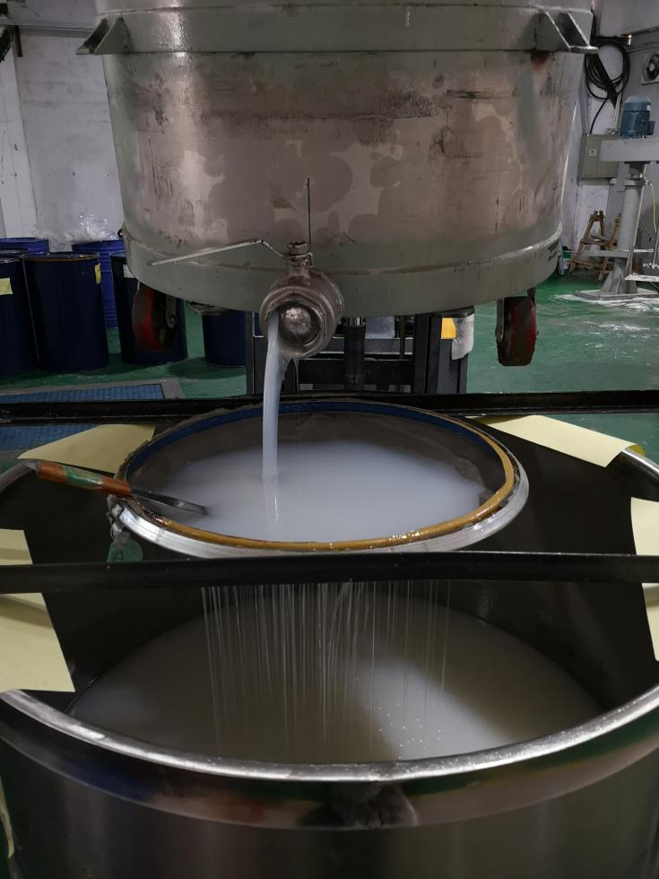 模具硅膠原料有雜質怎么辦？